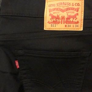 Black Levi’s 511 34x34